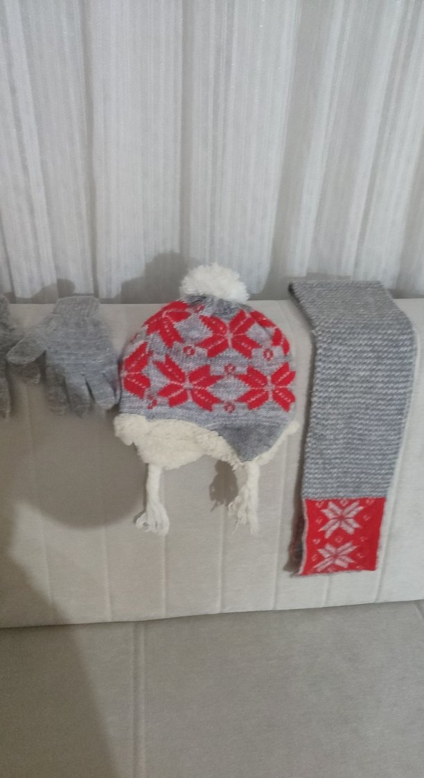 Gri Nakışlı Çocuk Atkı, Bere ve Eldiven Seti - Görsel 3