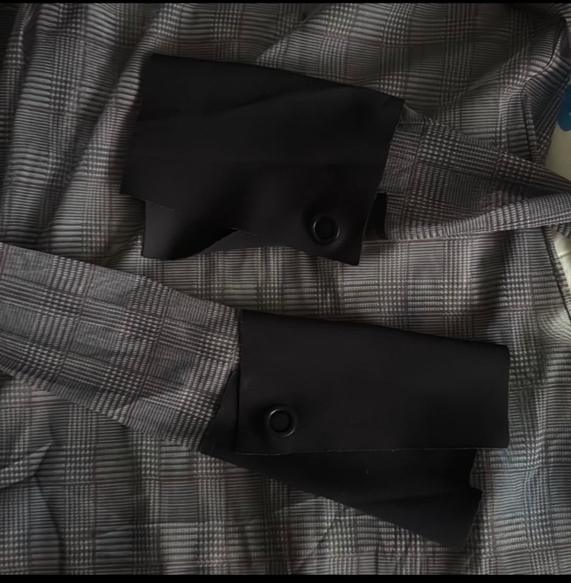 Kadın Siyah Boğazlı Pilili Uzun Kollu Bluz - Görsel 4