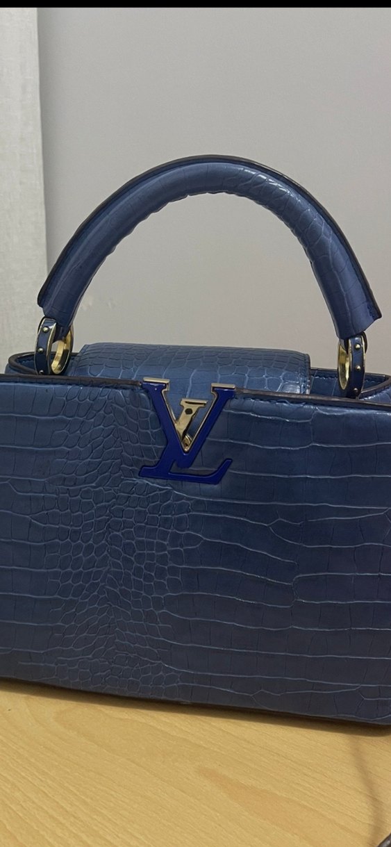 Orjinal Louis vouttion capucines crocodile bb bag
El çantası - Görsel 2