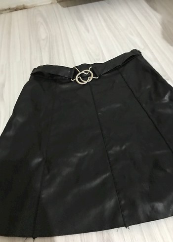 Siyah Deri Mini Kadın Etek - Görsel 3