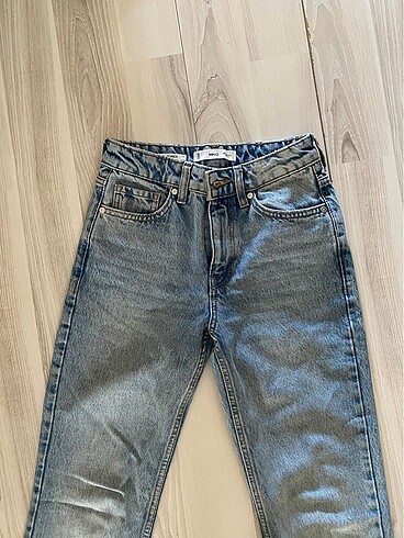 Mango Jean