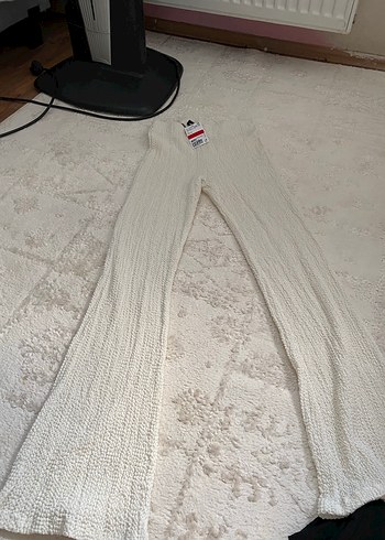 Beyaz Örgü Kumaş Kadın Pantolon