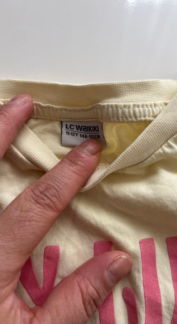 Sarı Kelebek Baskılı Kız Keten Gömlek - Görsel 2