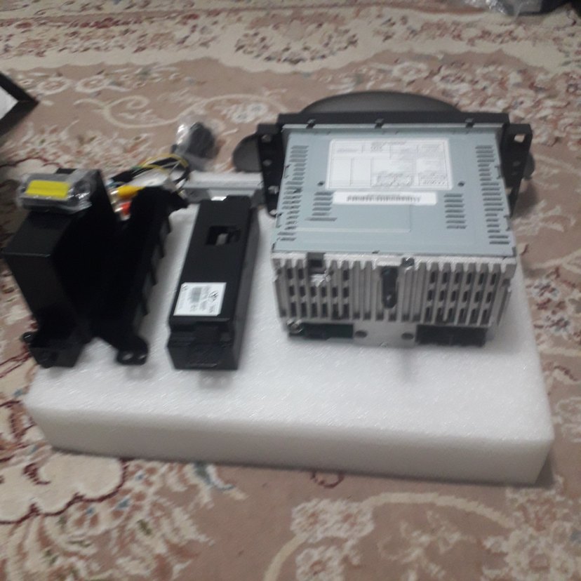 Shiny Haki Model Kit Araç İçi Multimedya Sistemi - Görsel 4