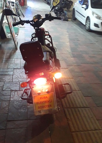 Kuba Motor Kırmızı 3500 Luk Scooter'ı - Görsel 4