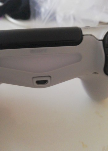 Gri Renk PlayStation 4 Kablosuz Oyun Kolu orjinal - Görsel 3