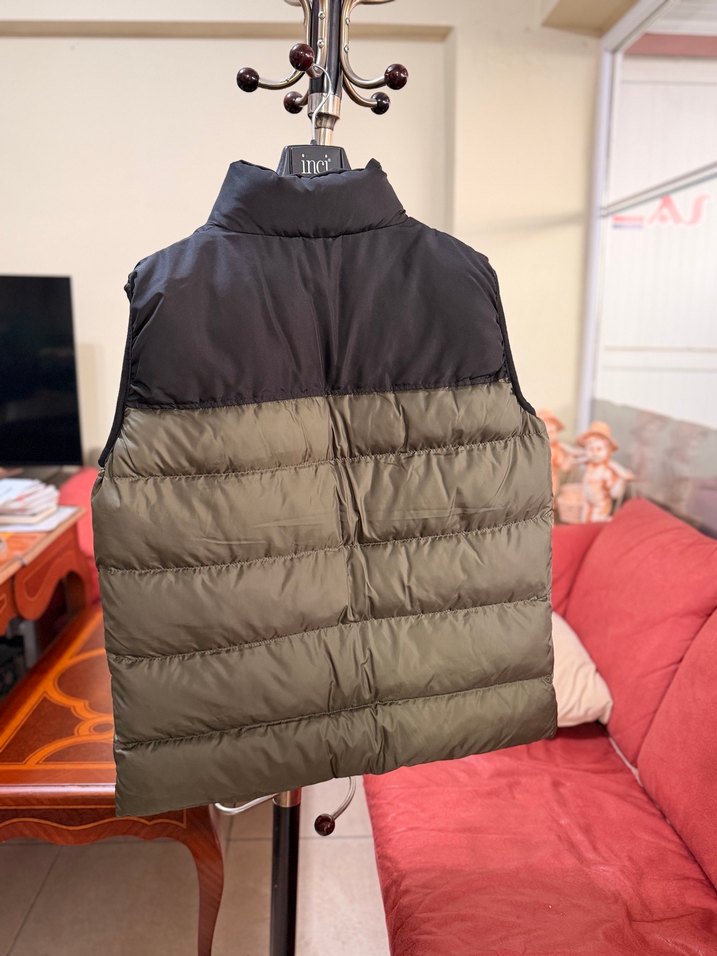 North Face Unisex Yelek - Görsel 2