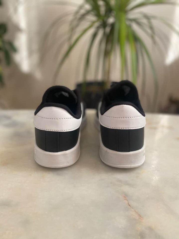 Adidas Siyah Beyaz Spor Ayakkabı - Görsel 4