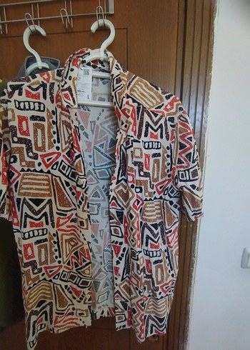 hiç giyilmedi.Bohem Desenli Kısa Kollu Erkek Gömlek - Görsel 3