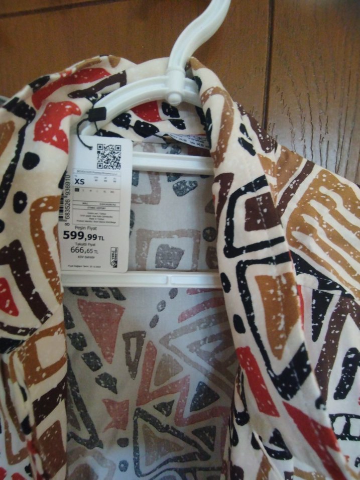 hiç giyilmedi.Bohem Desenli Kısa Kollu Erkek Gömlek - Görsel 2