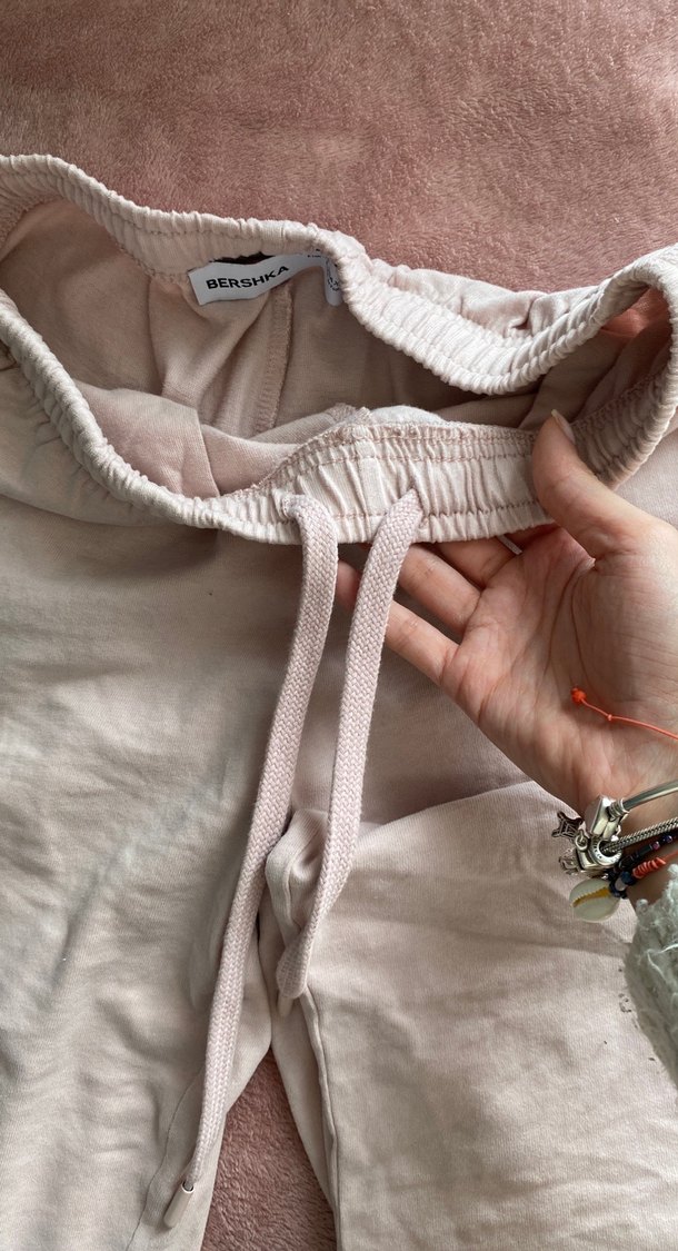 Bershka toz pembe beli lastikli eşofman - Görsel 3