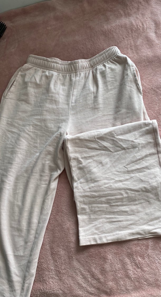 Bershka toz pembe beli lastikli eşofman - Görsel 2