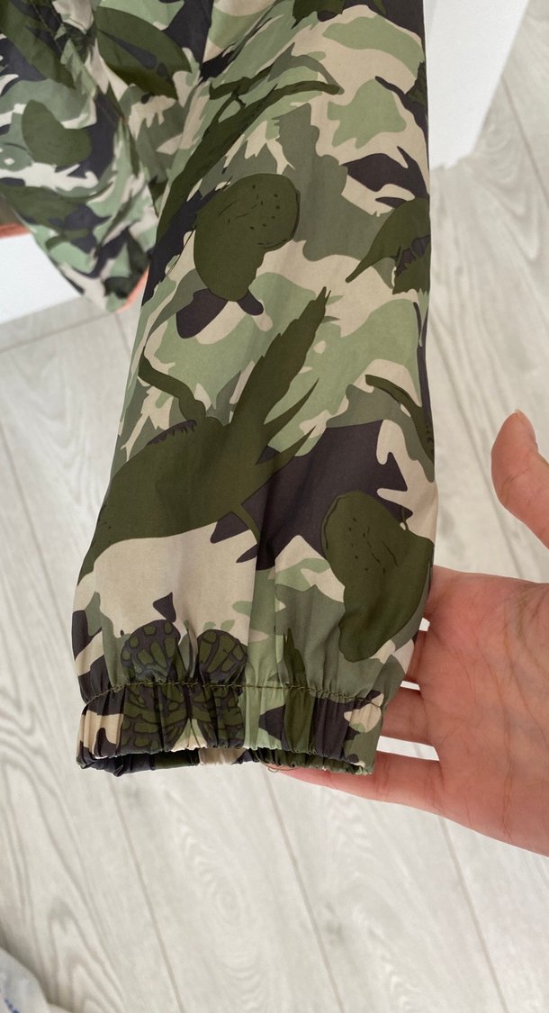 Kadın Kamuflaj Desenli Fermuarlı yağmurluk - Görsel 5