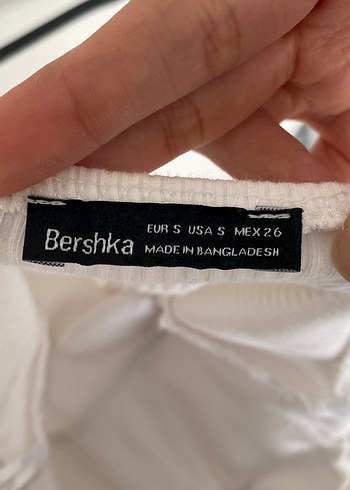 Bershka beyaz üste oturan mini elbise - Görsel 3