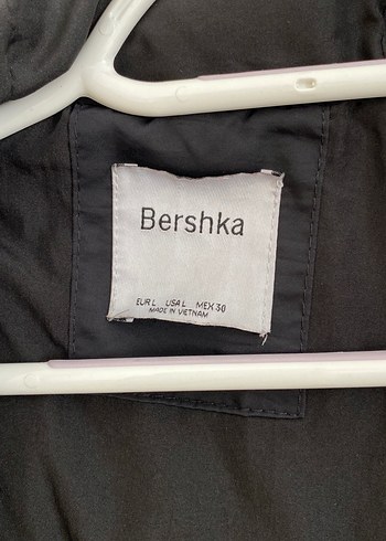 Siyah Fermuarlı Kadın mont - Görsel 2