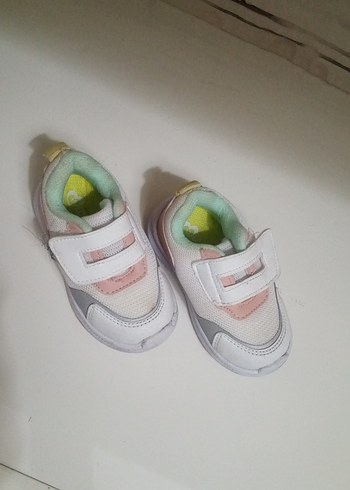 Kız Çocuk Beyaz Bağcıksız Spor Ayakkabı - Görsel 3