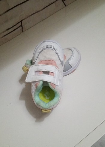 Kız Çocuk Beyaz Bağcıksız Spor Ayakkabı - Görsel 5