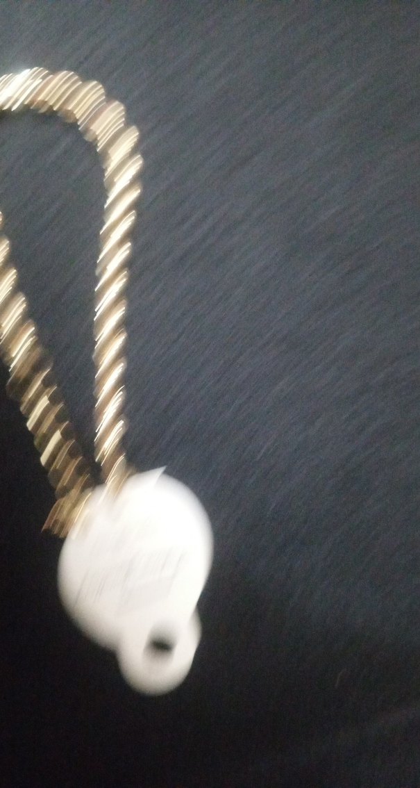 Zincir Detaylı Altın Rengi Kadın El Zinciri - Görsel 3