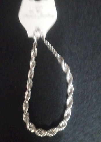 Gri Zincir Detaylı Yılan Desenli Kadın Bileklik - Görsel 3