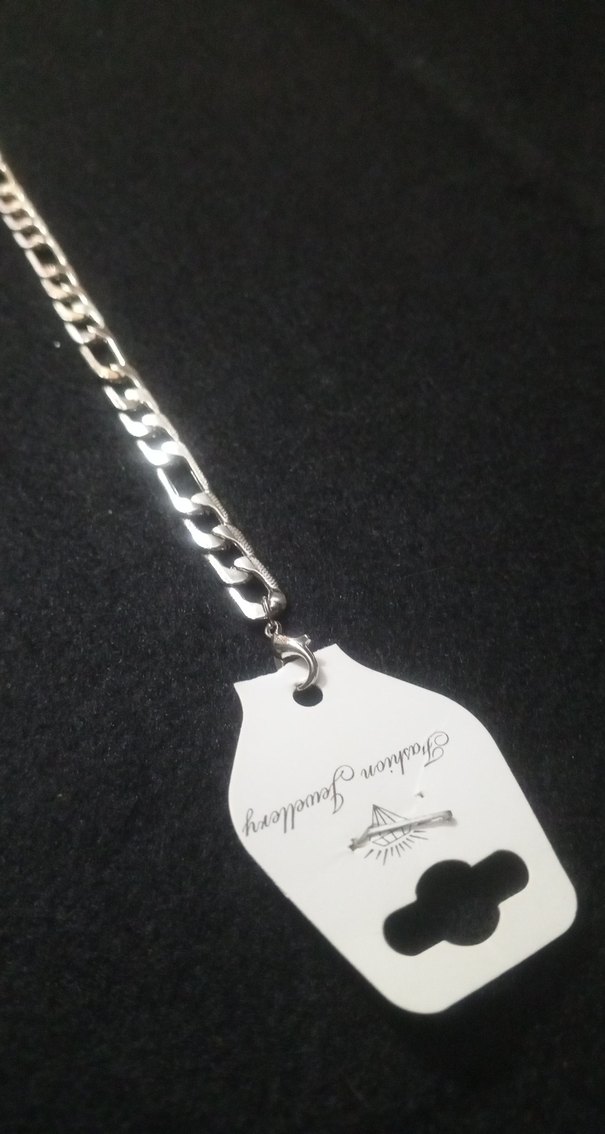 Zincir Detaylı Siyah Kadın Bileklik - Görsel 2