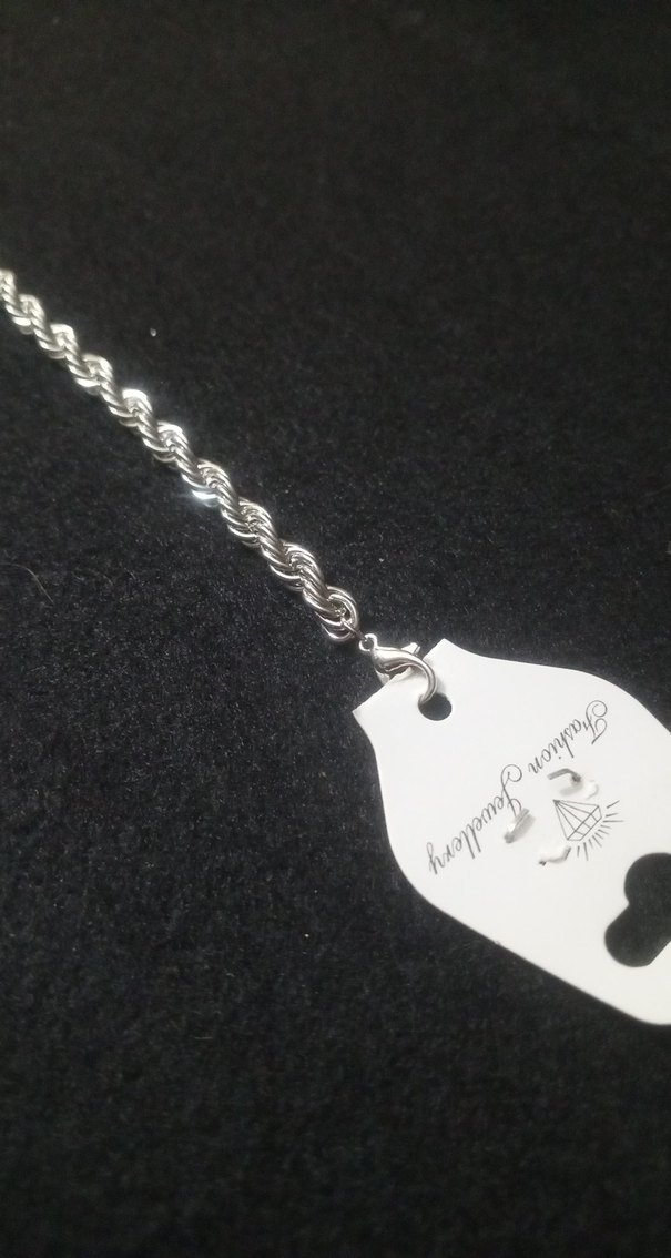 Gri Zincir Detaylı Minimalist Kadın Bileklik - Görsel 2