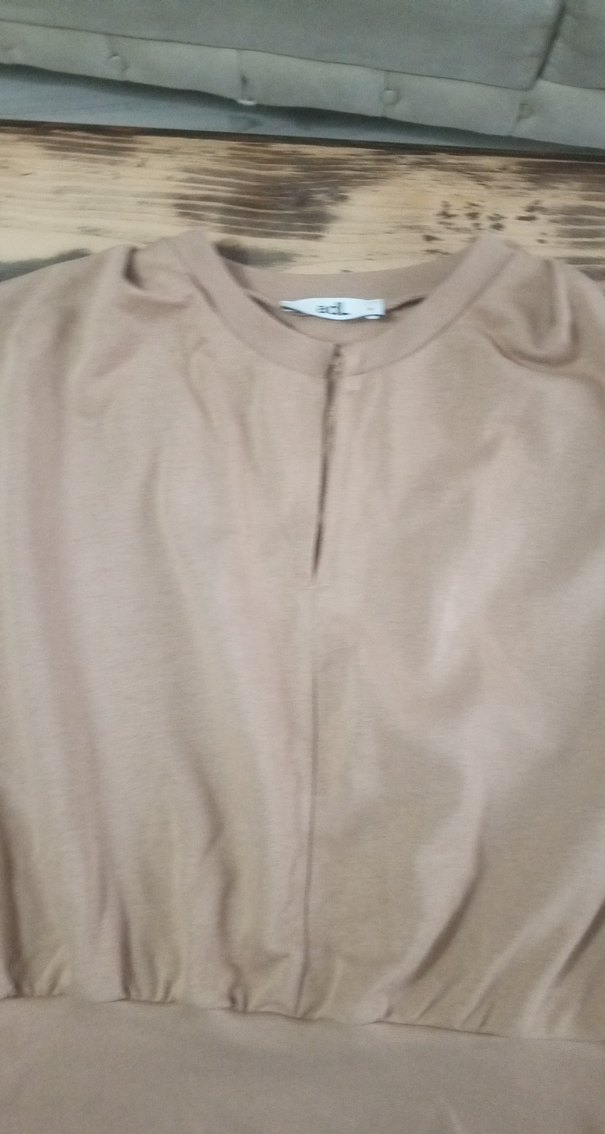 Bej Kadın Kısa Kollu Salaş Tişört - Görsel 2