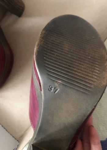 Bordo Süet Dolgu Topuklu Kadın Terlik - Görsel 4