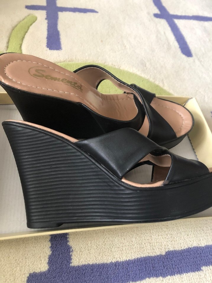 Siyah Kadın Dolgu Topuklu Terlik - Görsel 2