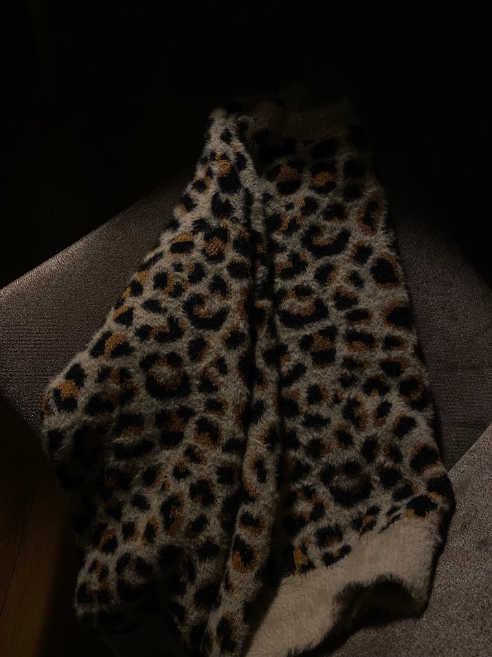 Kahverengi Leopar Desenli Kadın Triko Kazak - Görsel 2