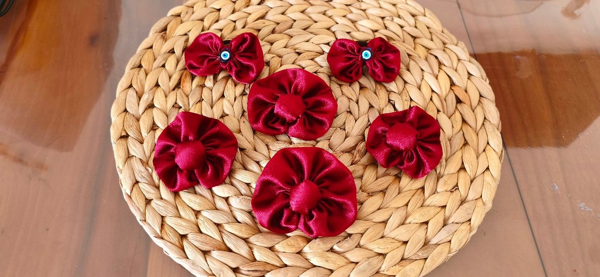 Bordo Kurdeleli Çiçekli Çocuk Toka Seti - Görsel 3