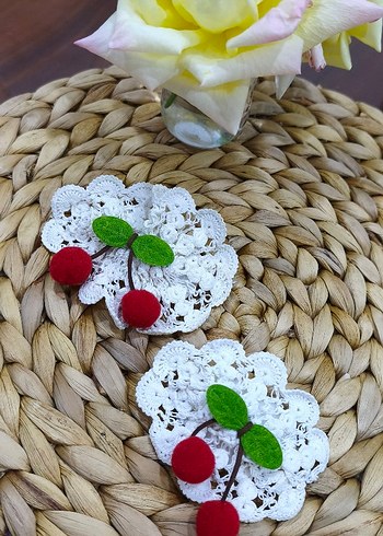 Nakışlı Dantel Kirazlı Beyaz Çocuk Toka - Görsel 2