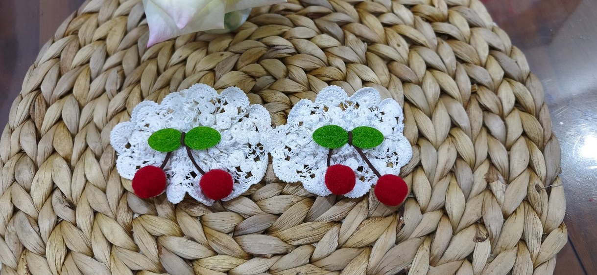 Nakışlı Dantel Kirazlı Beyaz Çocuk Toka - Görsel 4