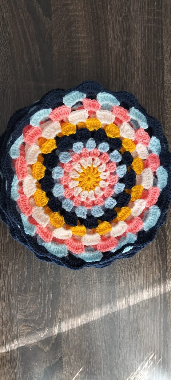 Çiçek Desenli Örgü Amerikan Servisi Takımı - Görsel 3