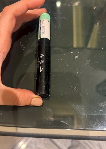 Note Kapaklı Siyah Maskara - Görsel 2