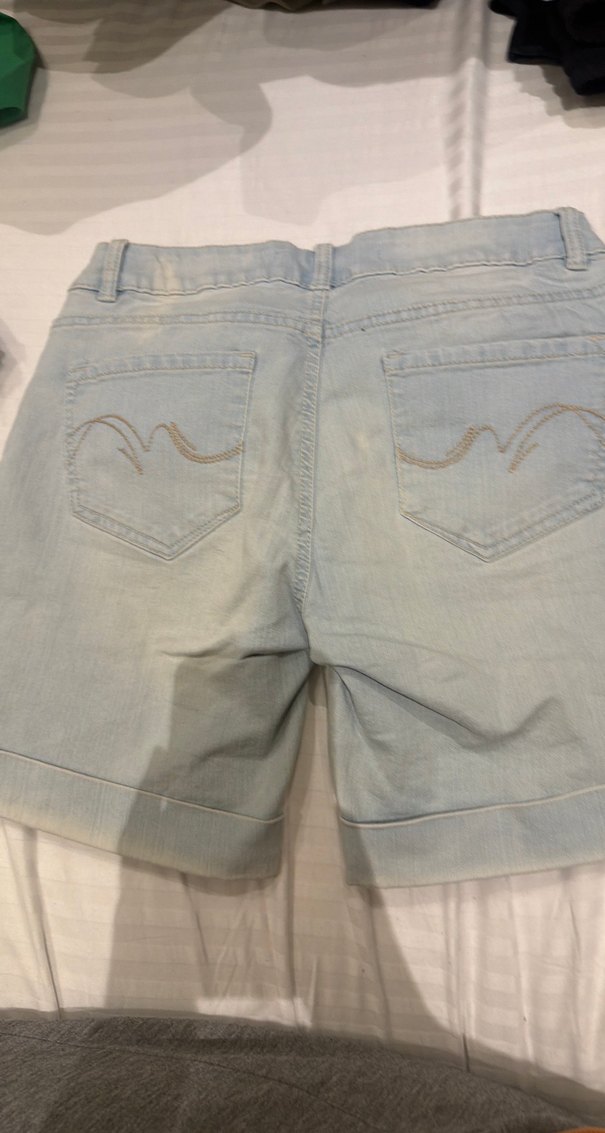 Gri Kadın Denim Şort Mini Rahat Kesim - Görsel 2