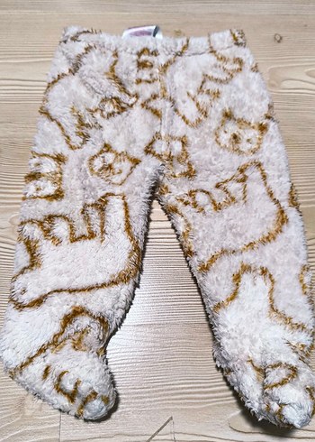 Erkek Bebek Krem Ayı Desenli Peluş Takım - Görsel 3