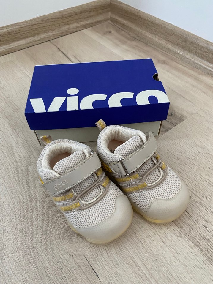 Vicco erkek bebek 21 numara ışıklı ayakkabı - Görsel 3