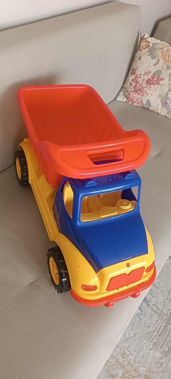 Renkli Sarı Oyuncak Kamyon - Görsel 2