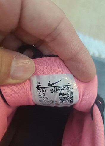 38,5 Beden siyah Renk BAYAN NIKE AYAKKABI