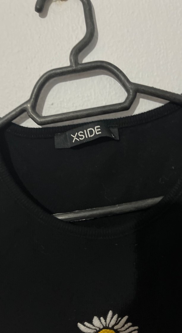 Crop Siyah Baskılı Kısa Kollu Tişört - Görsel 3