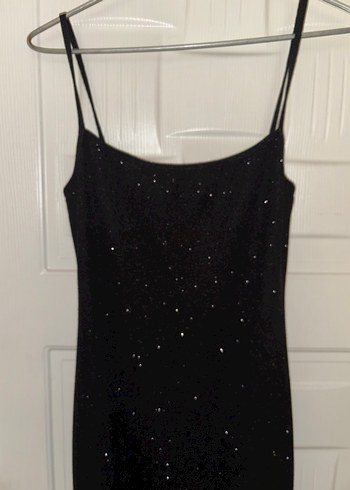 Siyah Uzun Simli İnce Askılı Elbise - Görsel 2