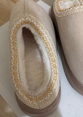 Bej Süet Kadın Ev Terliği Kürklü Dolgu Topuk - Görsel 3