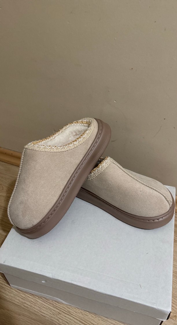 Bej Süet Kadın Ev Terliği Kürklü Dolgu Topuk - Görsel 2