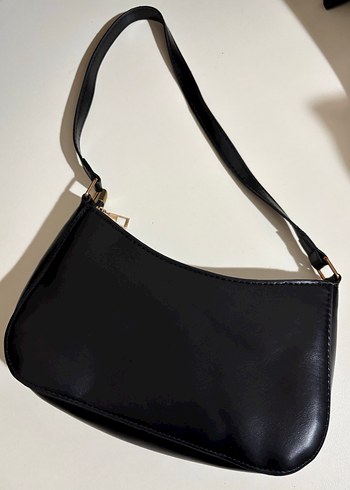 Klasik Siyah Deri Kadın Omuz Çantası - Görsel 2
