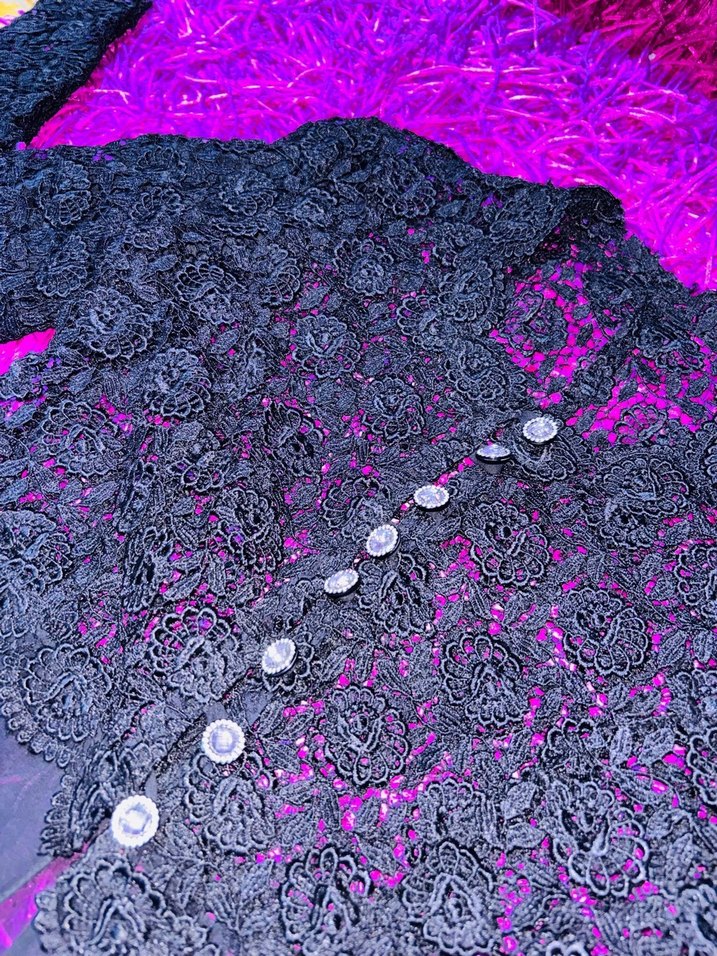 Düğmeli Uzun Gotik Kadın ceket - Görsel 4