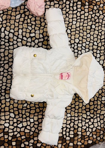 Kız Çocuk Beyaz Kapüşonlu Mont - Görsel 3