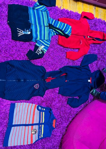 Kırmızı Kapüşonlu Fermuarlı Erkek toplu çeketler - Görsel 2