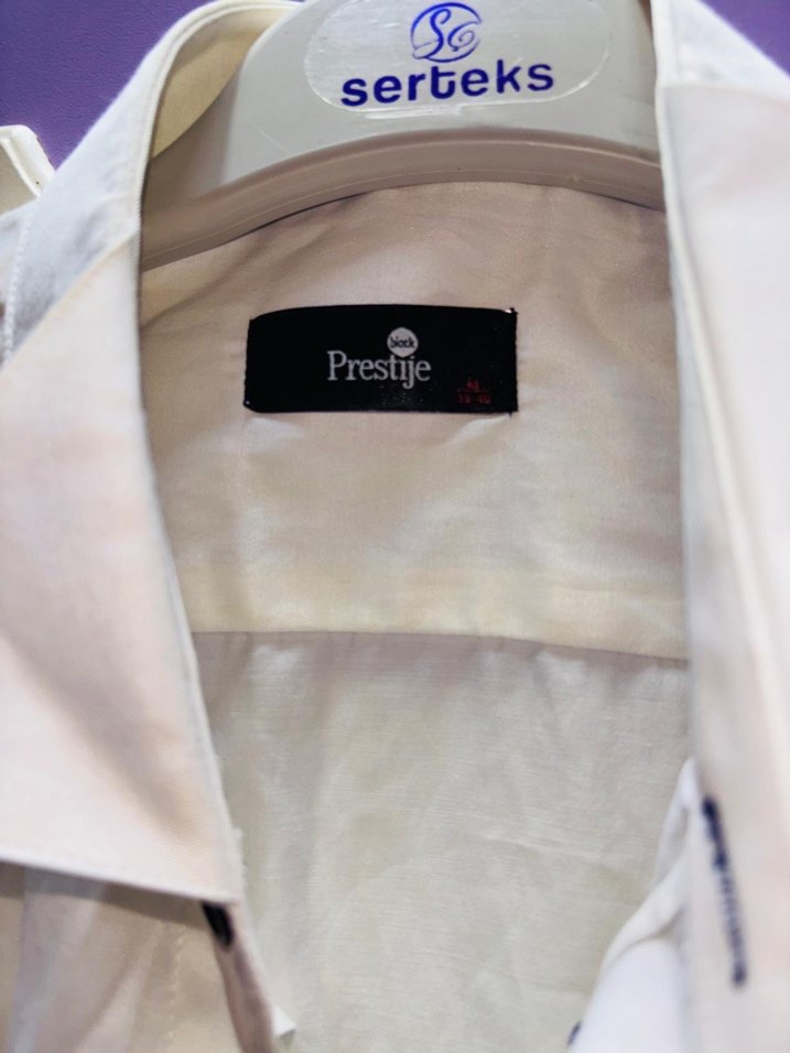 Düğmeli Beyaz Erkek Gömlek - Görsel 3