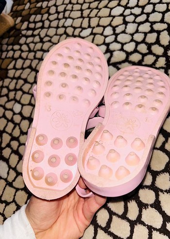Kız Çocuk Pembe Tokalı Kauçuk Sandalet - Görsel 2