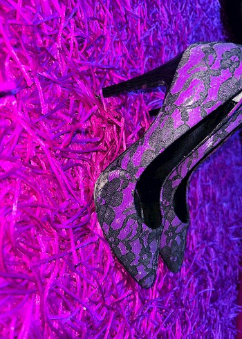 Mor Dantel Detaylı Yılan Desenli Stiletto - Görsel 6